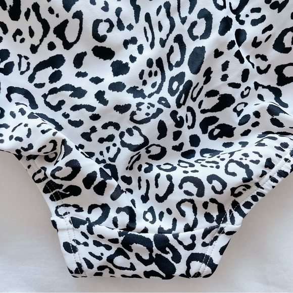 Kona Sol NWT High Waist Full Coverage Bikini Bottom Animal print size 14 16 - Picture 7 of 11